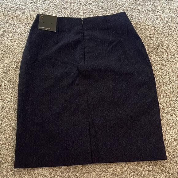 🍂Navy Banana Republic skirt I NWT - Picture 2 of 6